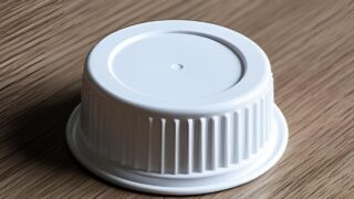RJ01357340 img main 320x180 - ペットボトルの蓋ASMR - ガリガリと響く心地よい音